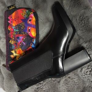 Rampage Women's Heeled Chelsea Boots